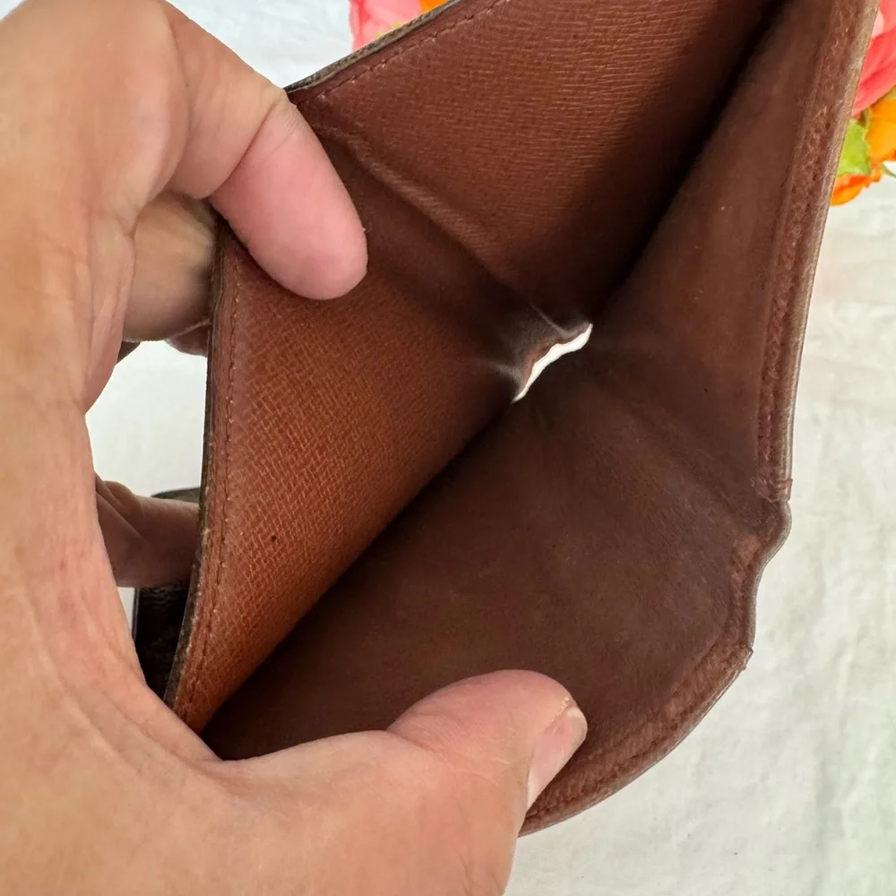 Authentic Louis Vuitton Brown and Tan Monogram Wallet